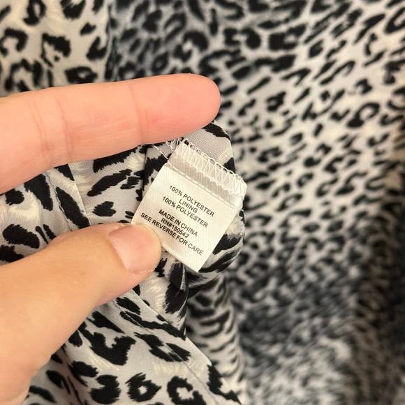 Lilly Collection Shirt Dress Womens XL Black Gray Leopard Long Sleeve Button NWT - Picture 9 of 10